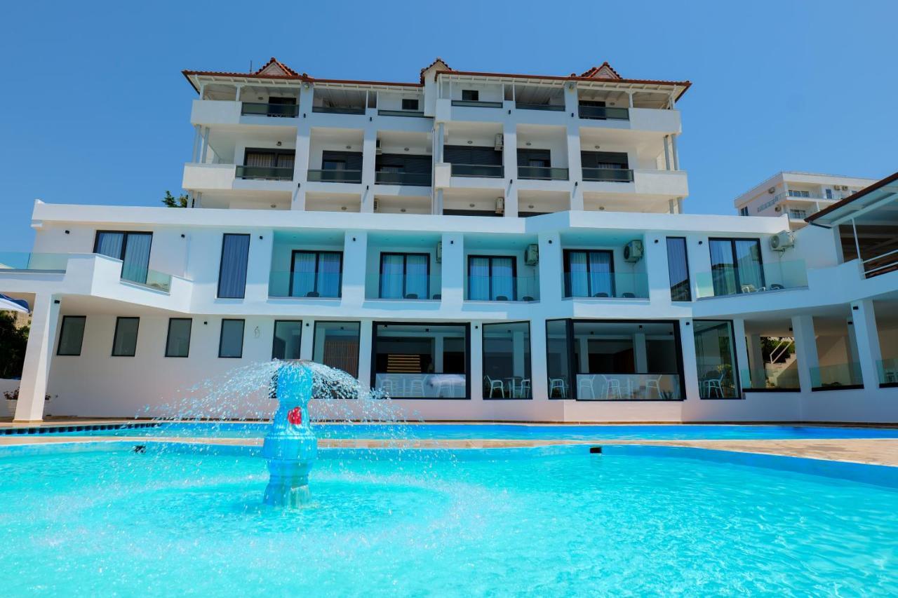 Emblem Hotel