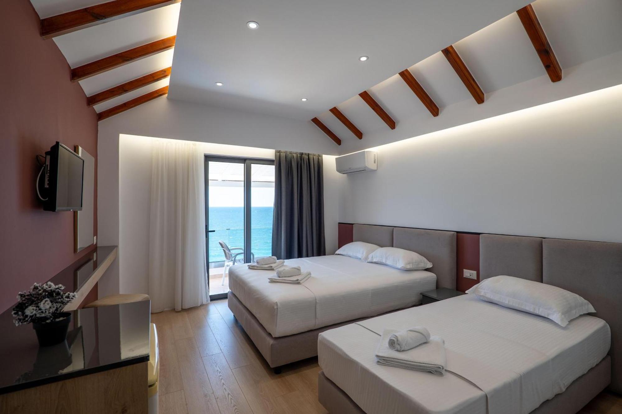 Hotel Emblem Sarandë